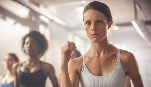 Quels sont les tarifs d'une épilation définitive des aisselles pour femme à Paris 14